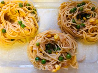 Bird's Nest Pasta Baked Egg recipe