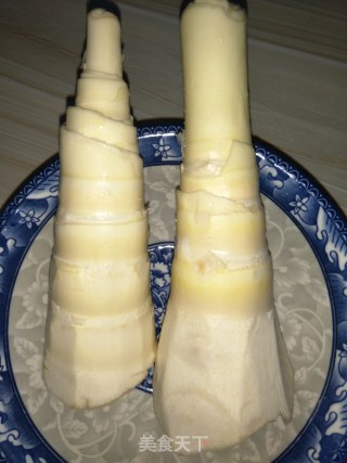 Fresh Bamboo Shoots and Sliced Pork Soup recipe