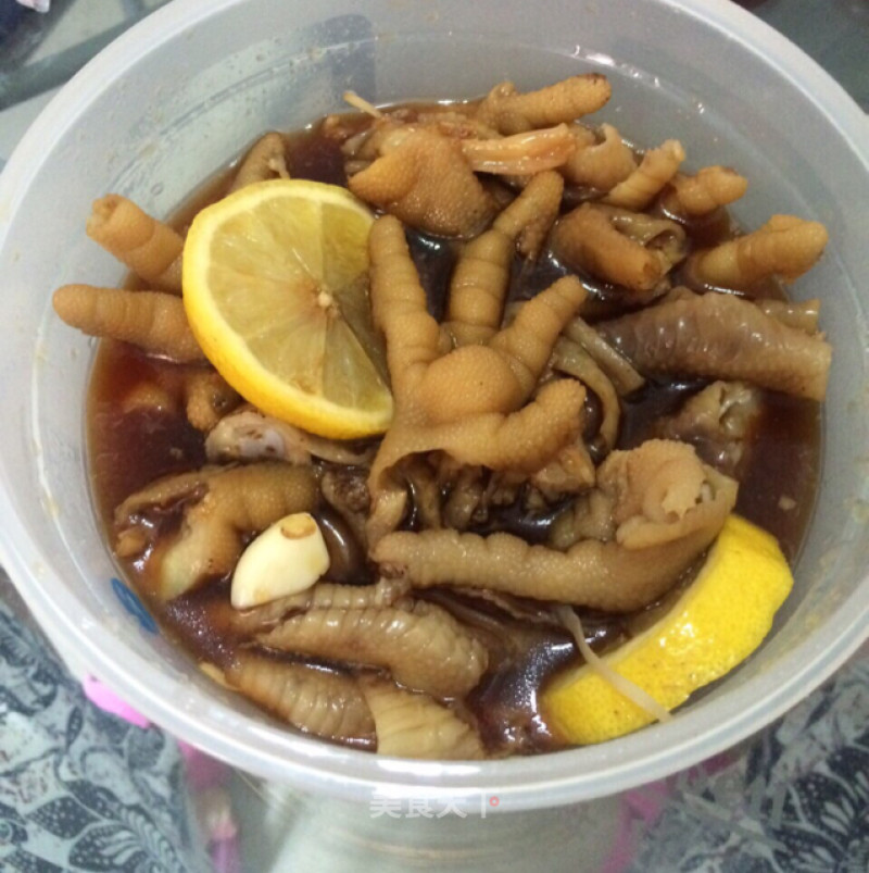 Food Stalls Chicken Feet with Cold Sauce recipe