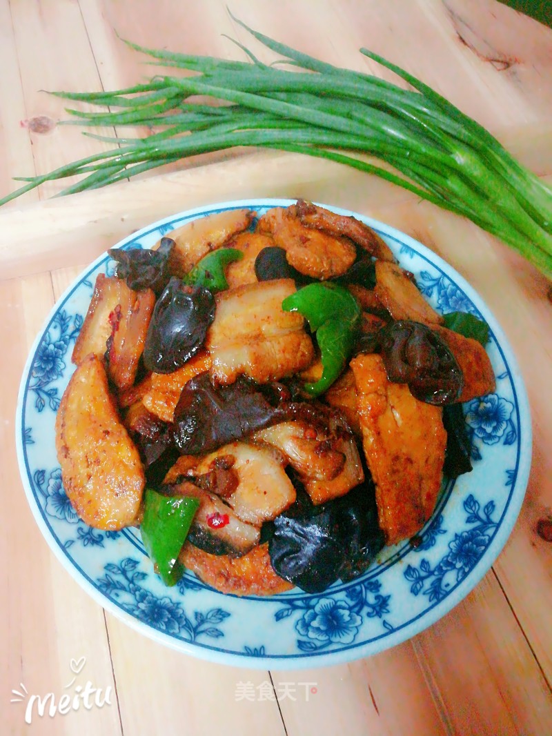 Vegetarian Chicken and Fungus Twice-cooked Pork recipe