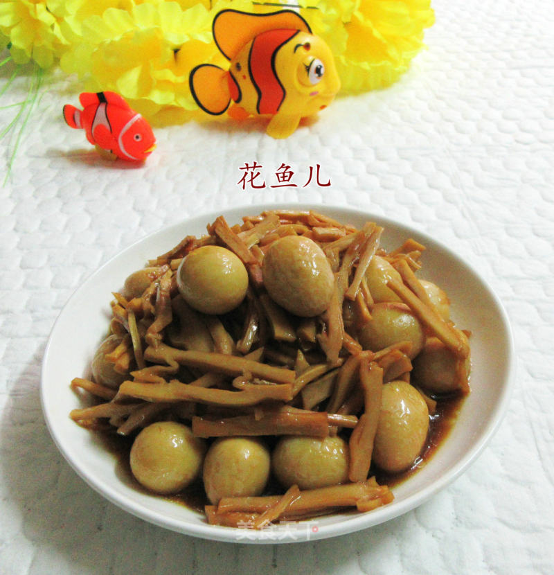 Braised Quail Eggs with Bamboo Shoots
