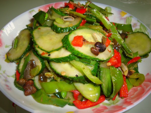 Stir-fried Cucumber Slices recipe