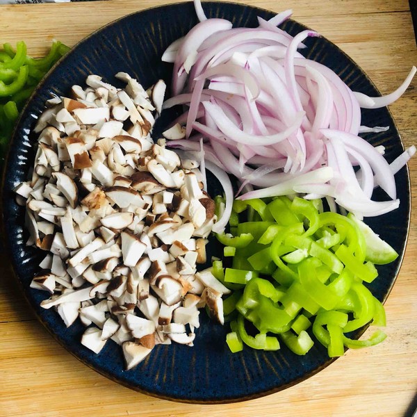 Black Pepper Beef Sausage Pasta recipe