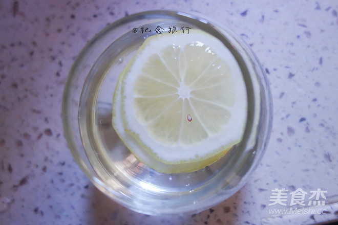 Lemon Mint Water recipe