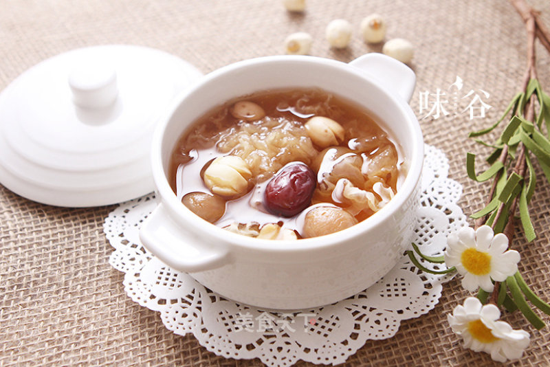 Longan Lotus Seed Tremella Syrup recipe