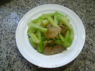 Stir-fried Celery with Mustard recipe