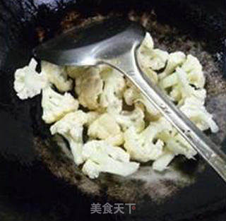 Stir-fried Cauliflower with Kaiyang Pickle recipe