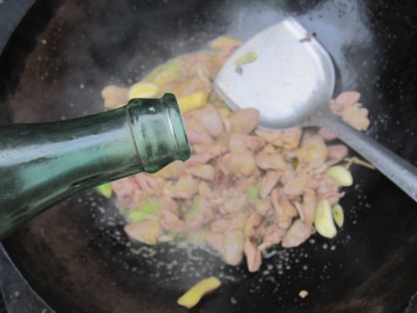 Stir-fried Chicken Hearts with Hot Peppers recipe