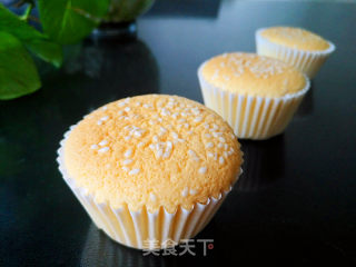 Super Soft and Delicate Sponge Cupcakes recipe