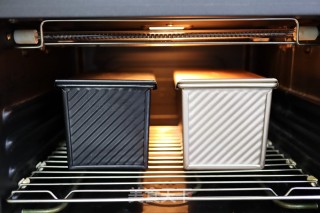 Medium Whipped Cream Toast recipe