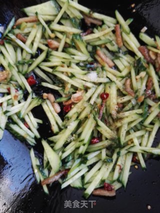 Stir-fried Pork Belly with Cucumber recipe