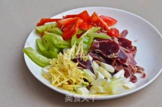 Stir-fried Chicken with Tender Ginger recipe