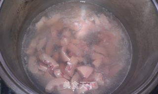 Eucommia Officinalis Stewed Pork Loin Soup recipe