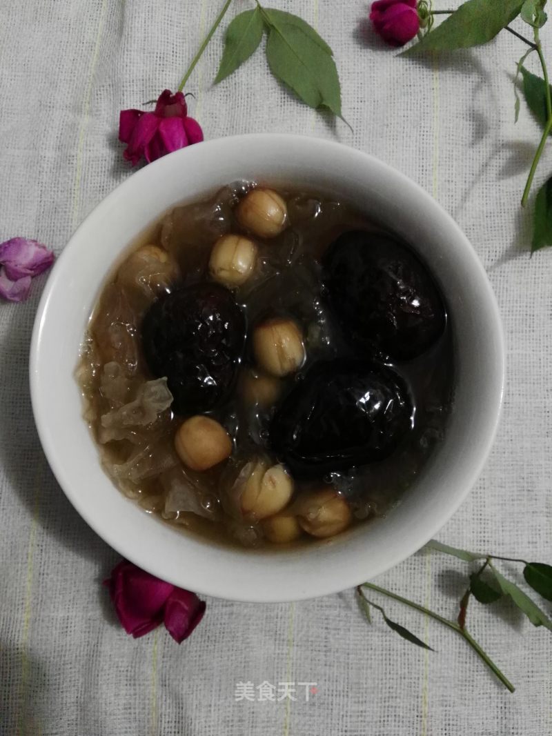 Lotus Seed, Red Date and Tremella Soup Recipe - Simple Chinese Food