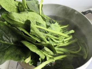 Spinach and Shrimp Skin Mixed with Vermicelli recipe