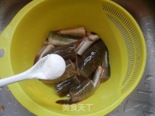 Stewed Sea Catfish with Xiuzhen Mushroom recipe