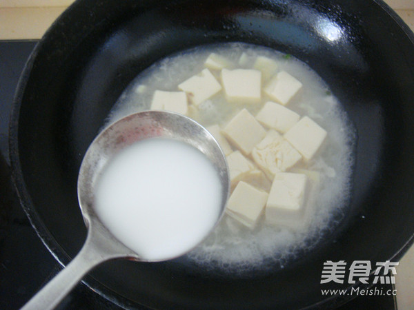 Tofu with Pine Nuts recipe