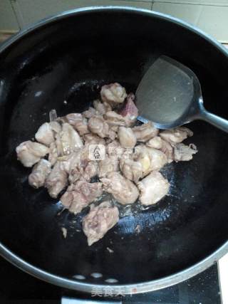 Tea-flavored Chestnut Chicken recipe