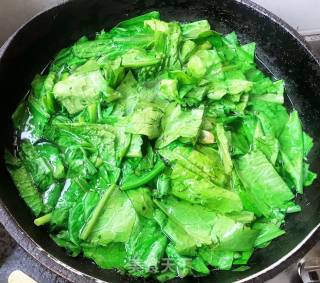 Krill Stirred Lettuce Leaves recipe