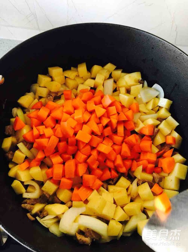 Curry Pork and Potato Rice Bowl recipe