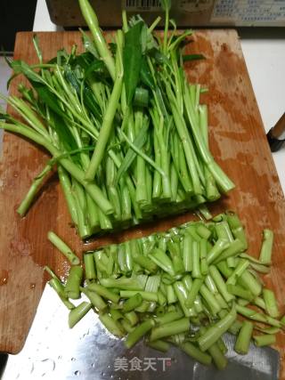 Stir-fried Spinach Head with Tempeh and Garlic recipe