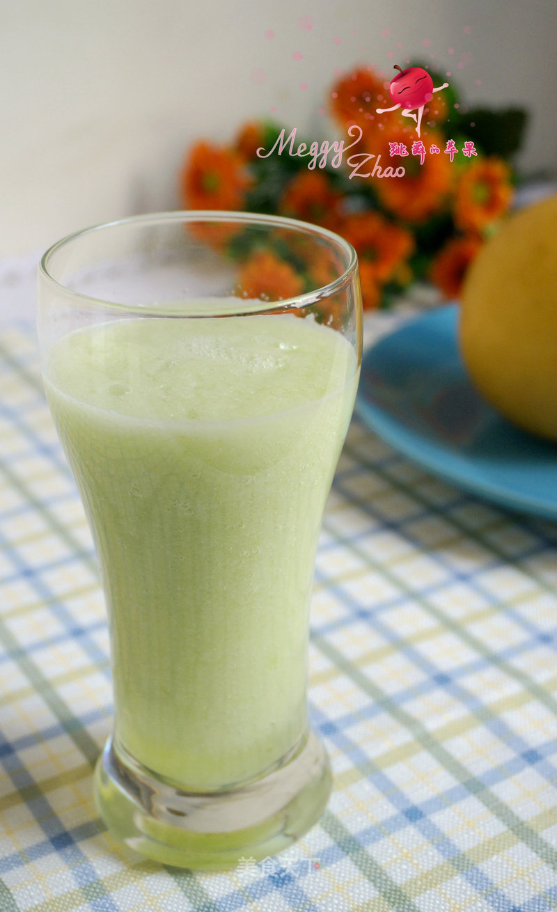 Golden Pear and Celery Juice for Clearing Intestines and Nourishing Lungs