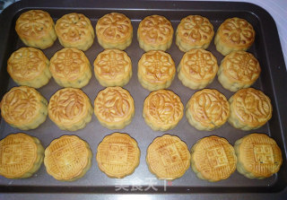 Brown Sugar Five-nut Moon Cakes in Memory recipe