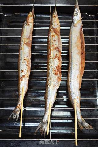 [fragrant Grilled Horse-step Fish]---fresh Horse-step Fish is More Delicious When Grilled recipe