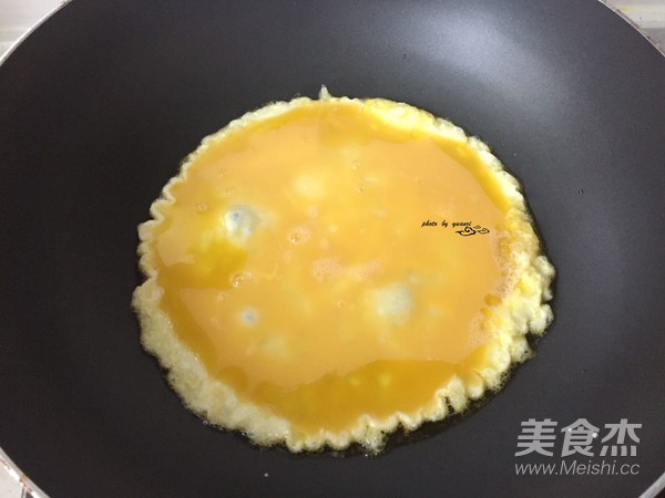 Scrambled Eggs with Onions recipe