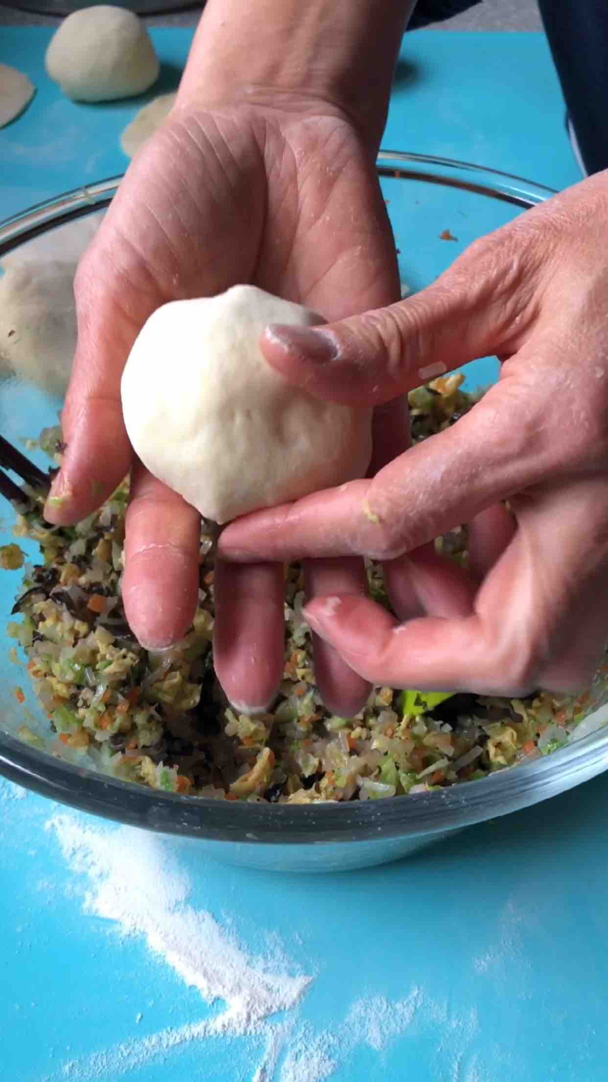 Thin Skin Cabbage Dumplings recipe