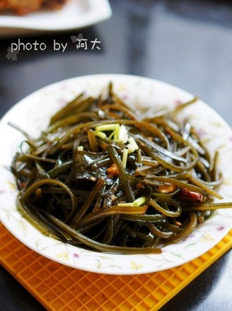 Hot and Sour Kelp Shreds recipe