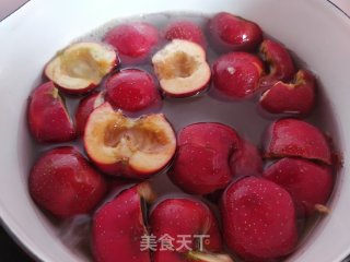 Canned Hawthorn with Rock Sugar recipe