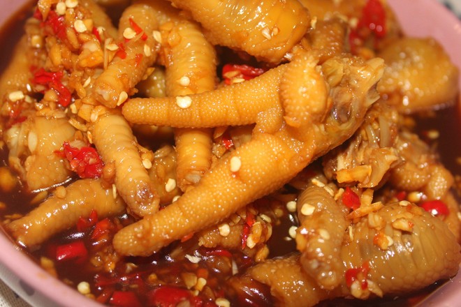 Hot and Sour Chicken Feet that You Will Never Regret recipe