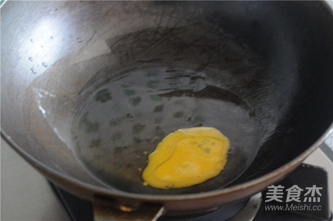 Water Chestnut Lean Meat and Egg Dumplings recipe