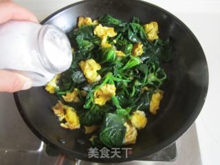 Scrambled Eggs with Spinach recipe