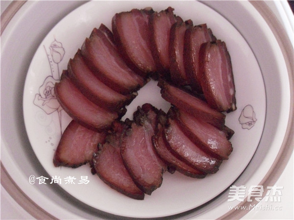 Stir-fried Dried Radish with Bacon recipe