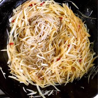 Stir-fried Vermicelli with Potato Shreds recipe