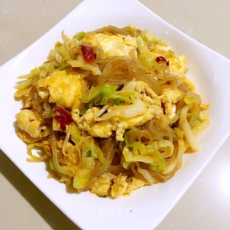 Scrambled Eggs with Cabbage and Vermicelli