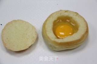 Cheese Egg Ham Bun recipe