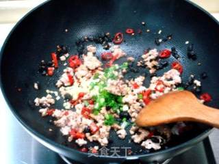 Family Side Dishes, A Jar of Seasonings to Make "tamarind and Pickled Peppers" recipe