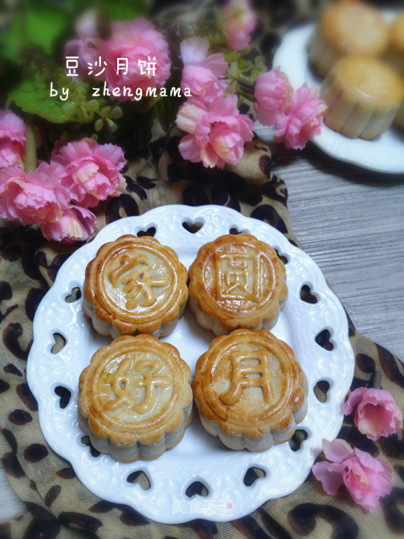 #柏翠大赛# Mooncakes with Bean Paste recipe