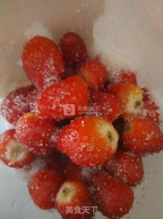 Sweet and Sour Strawberry Jam recipe