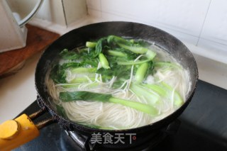 [breakfast at My House] Sprouts and Pork Noodles recipe