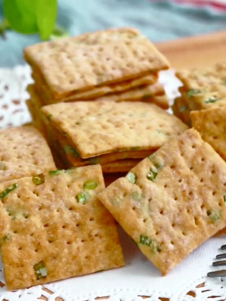 Soda Crackers recipe