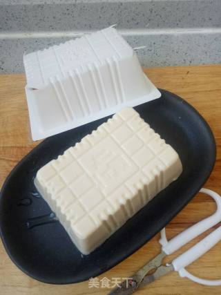Chilled Preserved Egg Tofu recipe