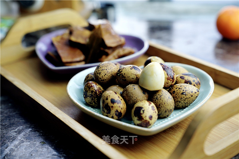 Spiced Marinated Quail Eggs recipe