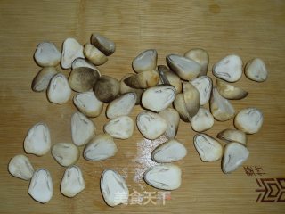 Simple Quick Dish-straw Mushrooms in Oyster Sauce recipe