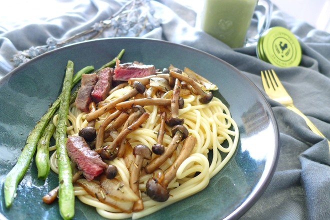 Spaghetti Steak with Mushroom recipe