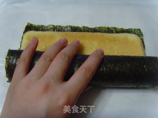 It’s Cold, So You Have to Wear A Coat on The Cake [seaweed Cake Roll] recipe