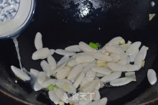 Rice Cake Stir-fried Cabbage with Milk recipe